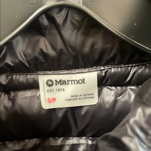 Marmot Black Quilted Puffer Vest - Picture 3 of 5